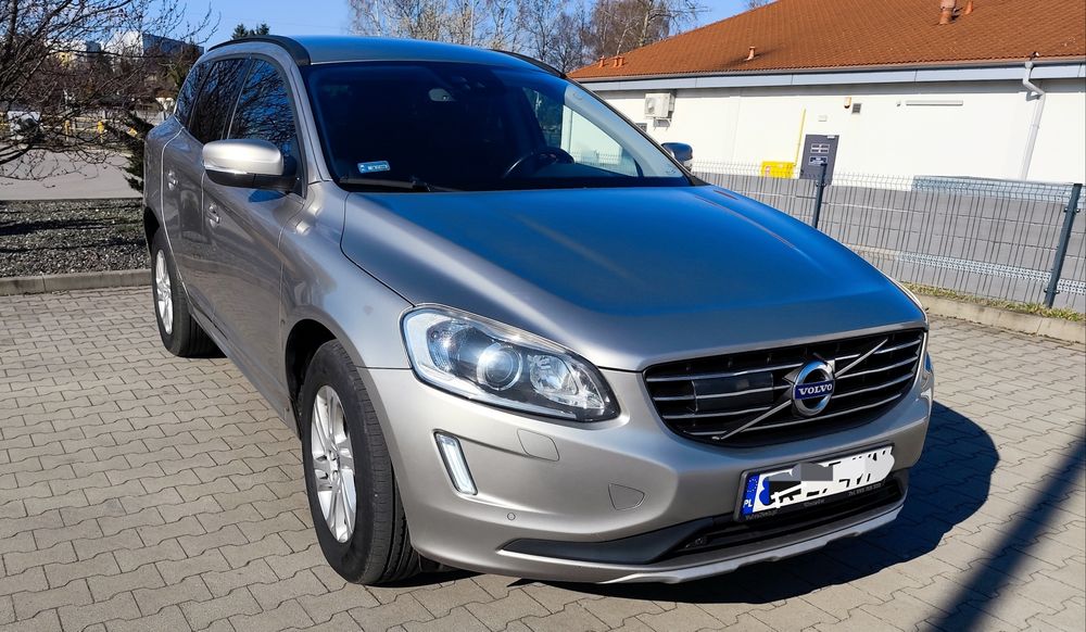 Volvo XC60 2.0d. automat bezwypadkowy 100%, el.klapa,