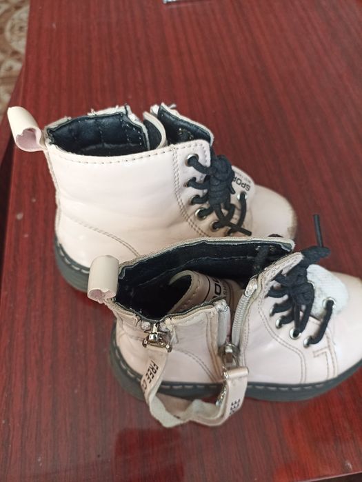 Чобітки для дівчинки 23 розмір