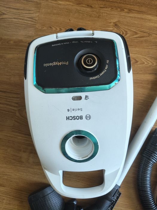 Aspirador Bosch Serie 6 ProHygienic