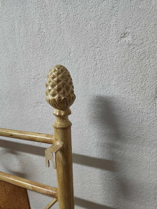 Cabeceira de cama / sommier em metal