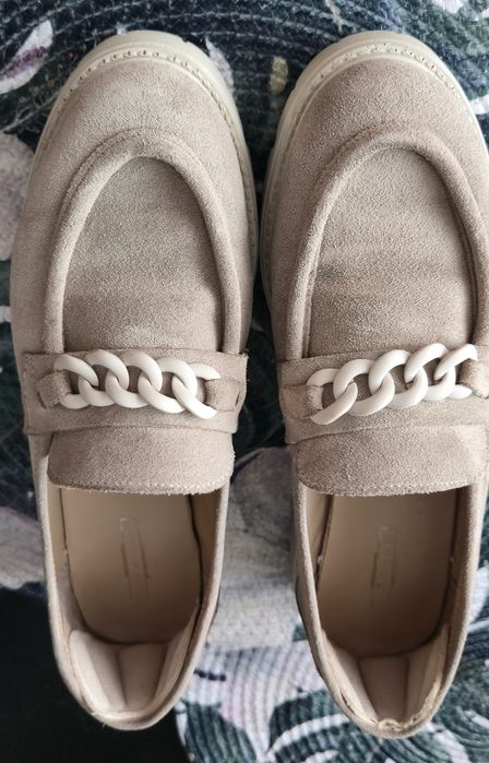 Półbuty mokasyny zamszowe beżowe