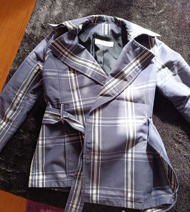 Gabardina curta da Zara