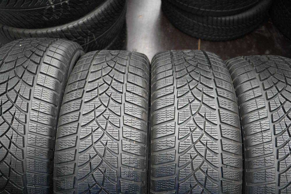 Opony zimowe Goodyear UltraGrip Performance 3 235/55 R19