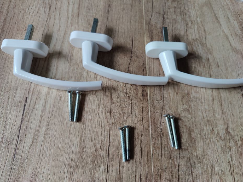 Klamki do okien plastikowych