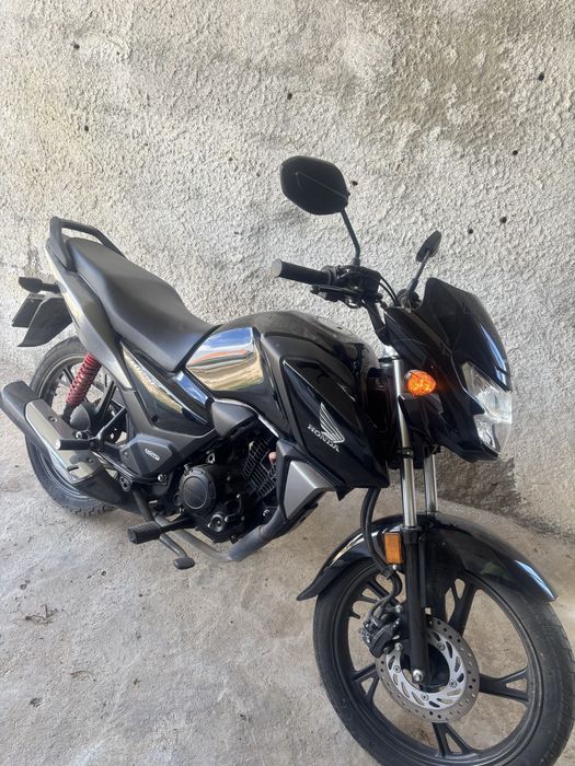 Honda-   Cb125f