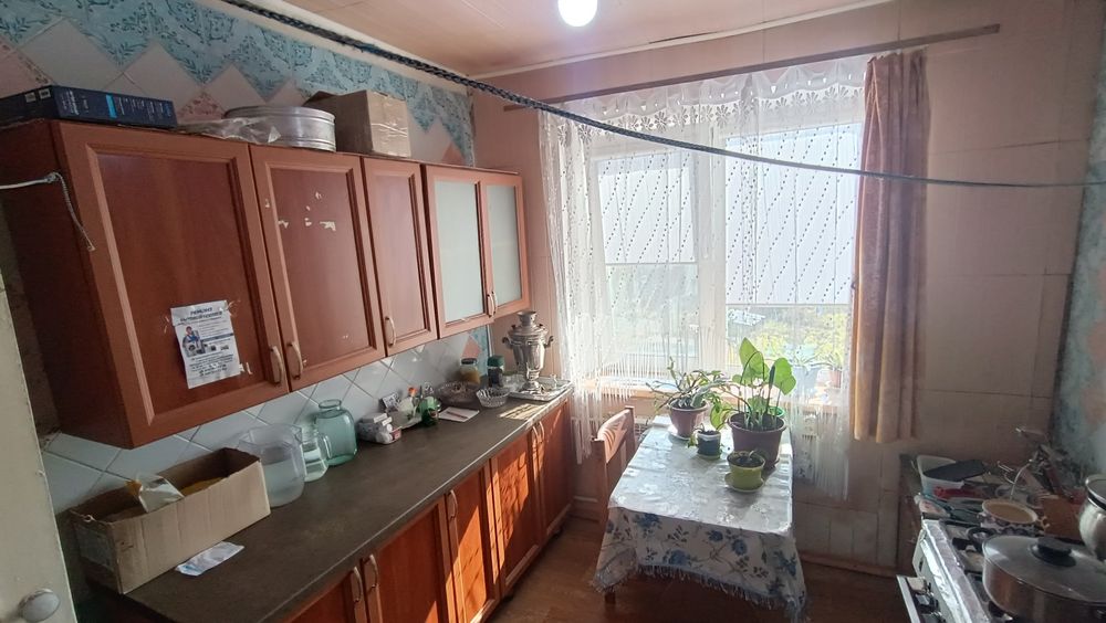 Продаж 3 кімнатної квартири, центр, Чугуїв