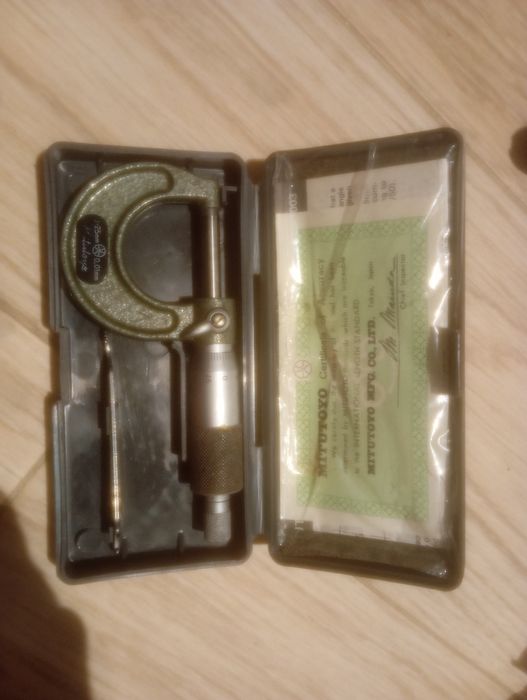 Micrómetro mitutoyo 0 25mm