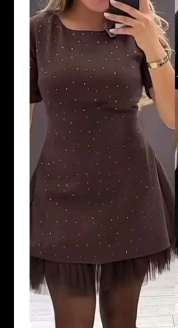 Нарядное платье  со стразами