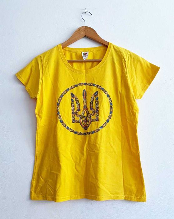 Футболка з гербом