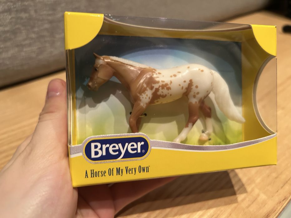 Breyer Chickadee