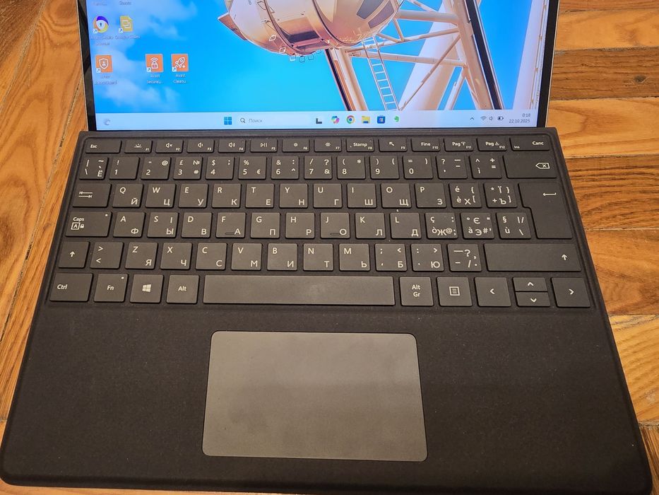 Microsoft Surface Pro 9 13" 120Hz i5-1235U 8/1024 Gb