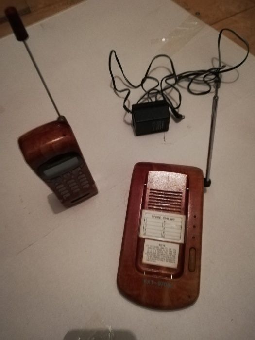 Telefones fixos (3 à escolha)