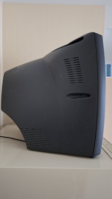 Продам телевизор  Philips