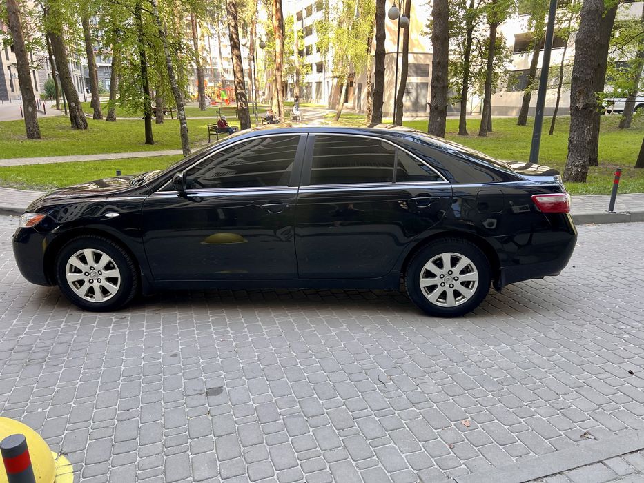 Продаж Toyota Camry 40