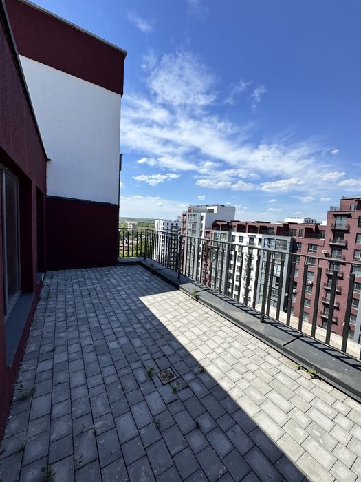 ТЕРМІНОВИЙ ПРОДАЖ -15000$ Дворівнева квартира з відкритою  терасою