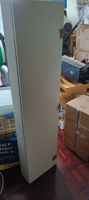 Móvel IKEA WC pequenos espacos