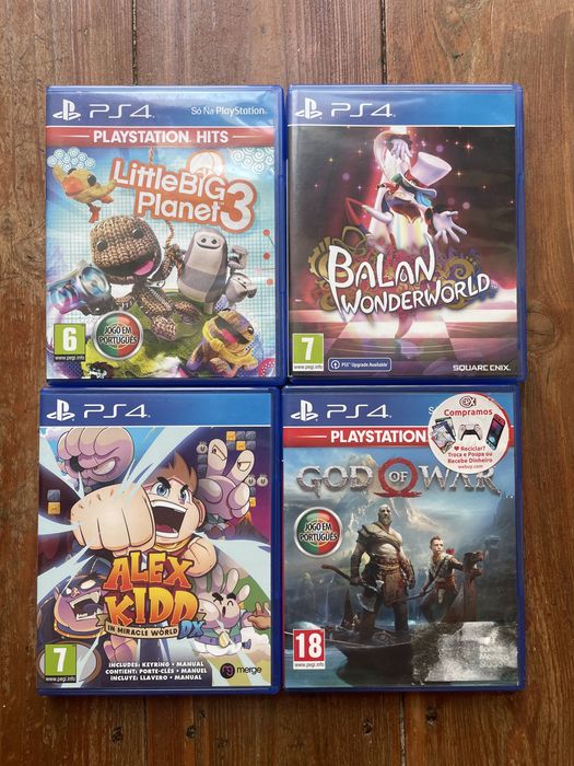 Vendo PS4 com 2 Comodos e Jogos