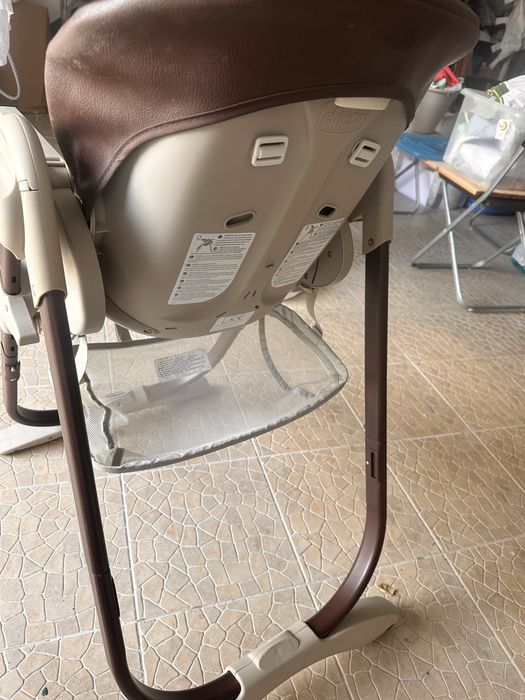 Cadeira de alimentação Chicco Polly Magic