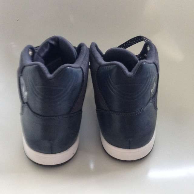 Ténis Adidas, como novos (usados apenas 1 vez)