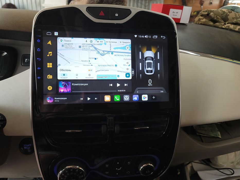 Штатная магнитола для Renault Zoe с CarPlay на 8ми ядерном процессоре.