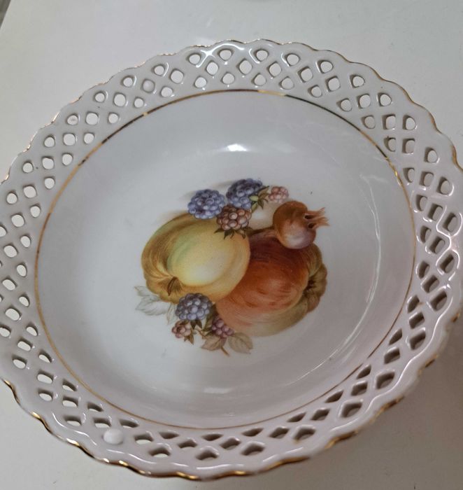 Porcelain Plate443628184195584002