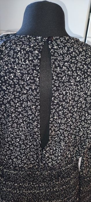 Sukienka firmy Topshop nowa ,zwiewna 40