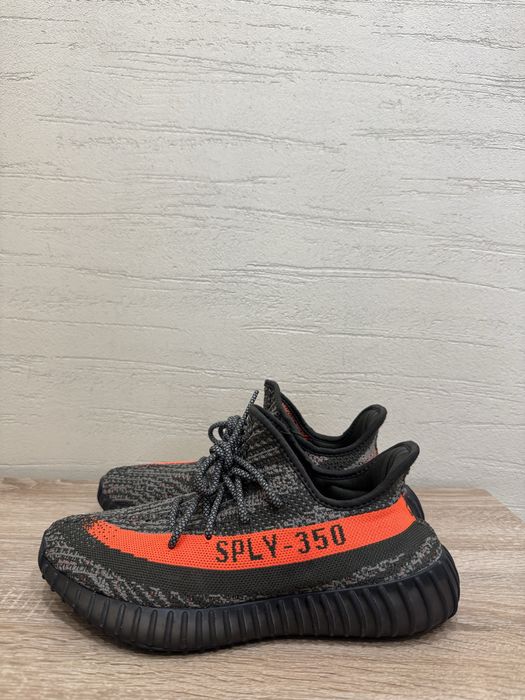 Adidas Yeezy Boost 350 V2 Carbon Beluga