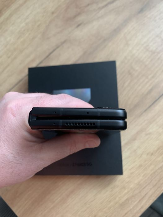 Samsung Galaxy Z Fold 3 5G