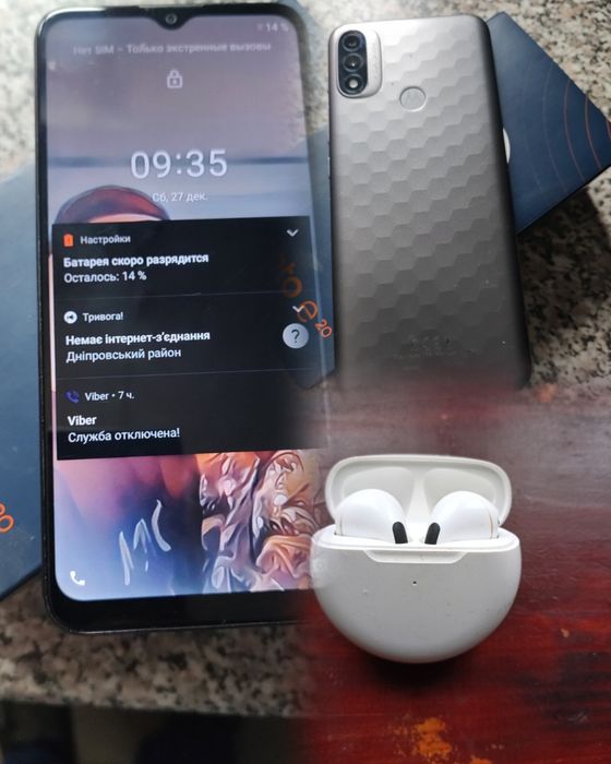 Продам телефон Моторола