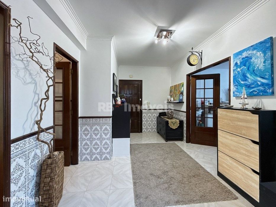 Apartamento T2 com suíte e vista desafogada - Entroncamento