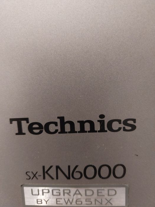 Órgão Technics KN6000
