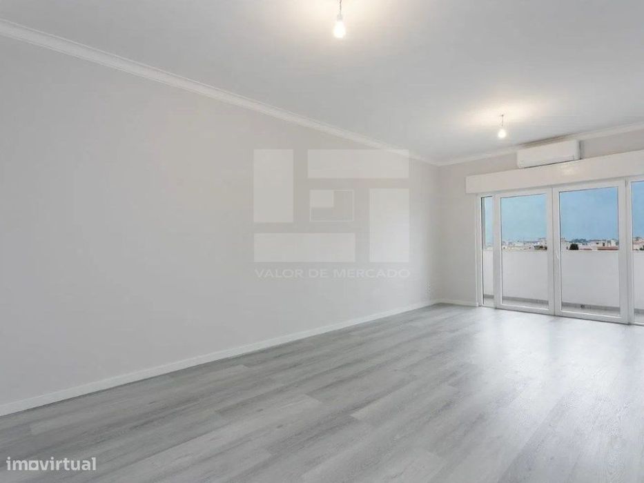 Apartamento T2 - Quarteira