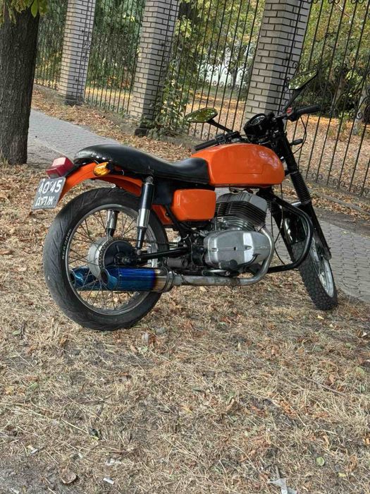 Продам яву чизету 12 вольт з документами