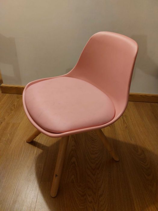 Cadeira alta rosa