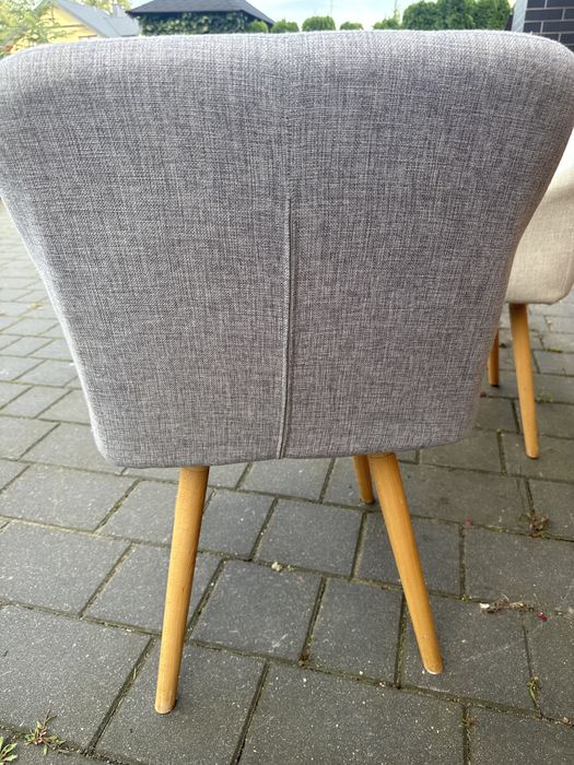 Komplet 6-8 krzesel tapicerowanych