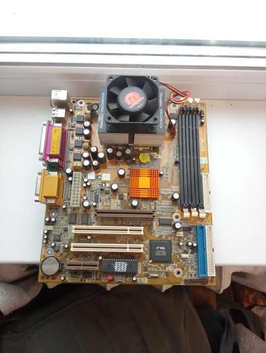 материнская плата Gigabyte GA-6IEM.