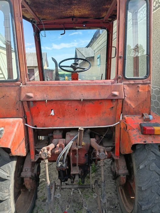 Продам трактор т25