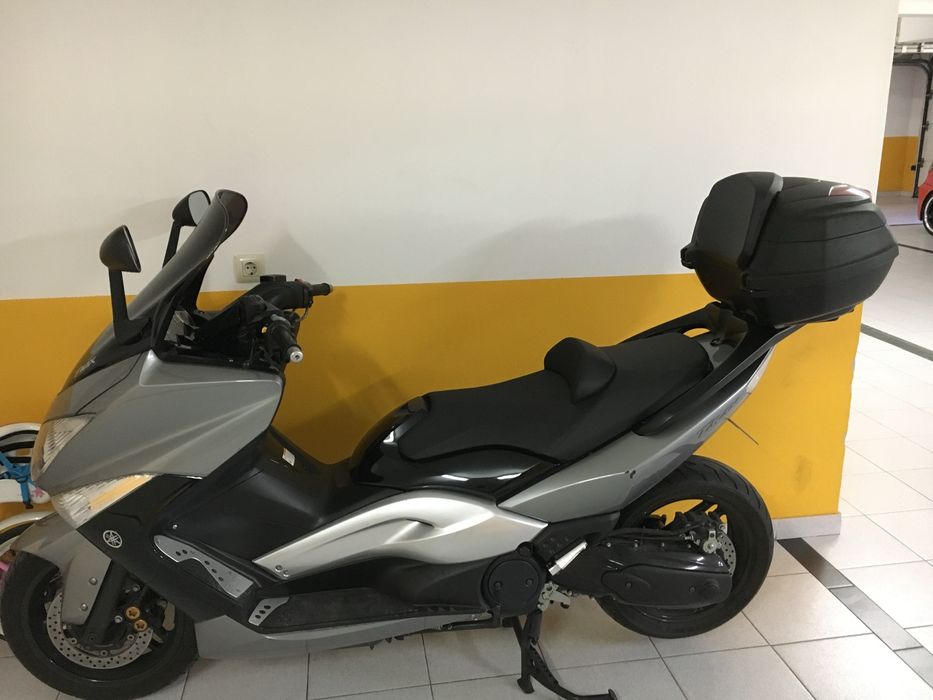 Yamaha TMAX 500 muitos extras.