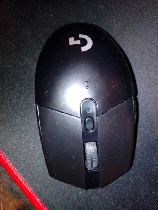 Rato logitech g304