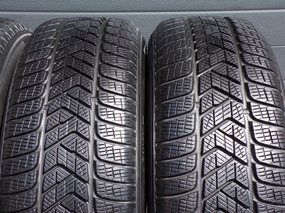 4x Opony zimowe 215/65r17 Pirelli Winter Scorpion 6/7mm 99H SealInside