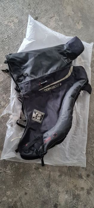 Capa mota Termoscud Tucano Urbano