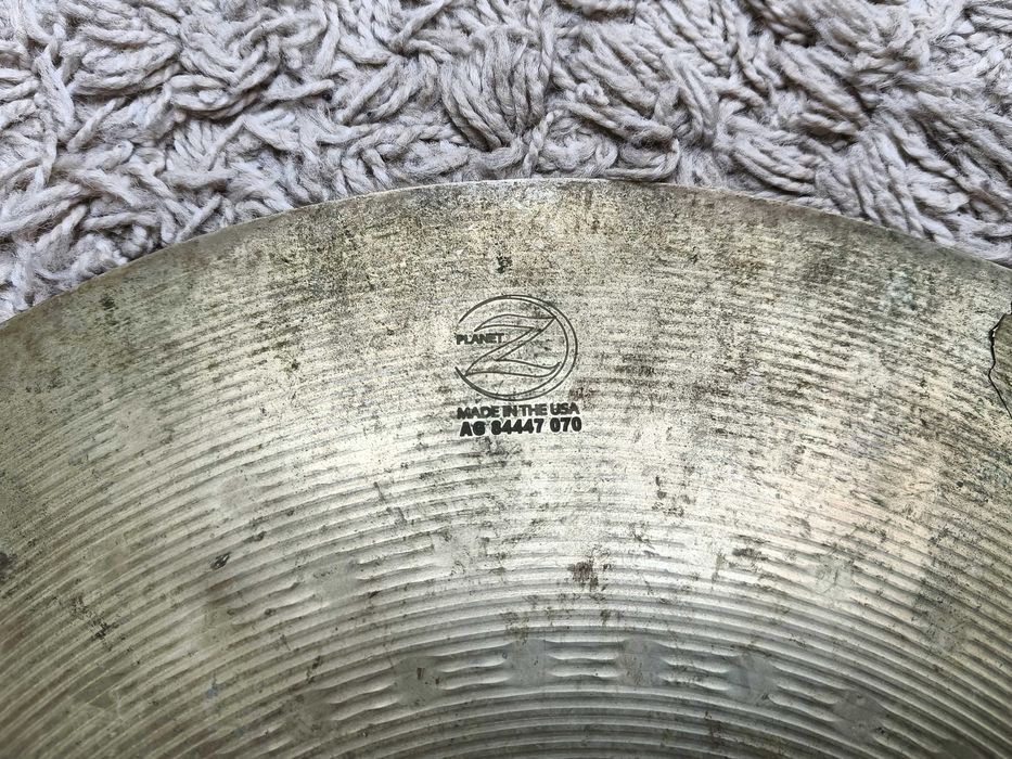 Talerz perkusyjny ZILDJIAN PLANET Z CRASH 16"