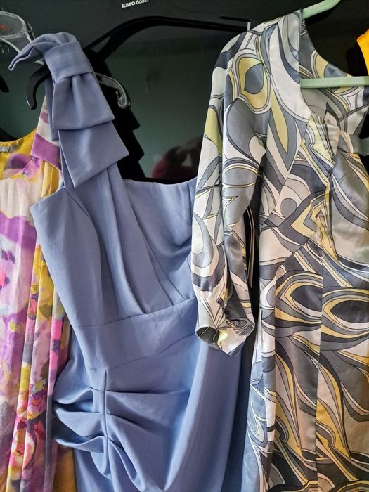 Zestaw pięciu sukienek 36