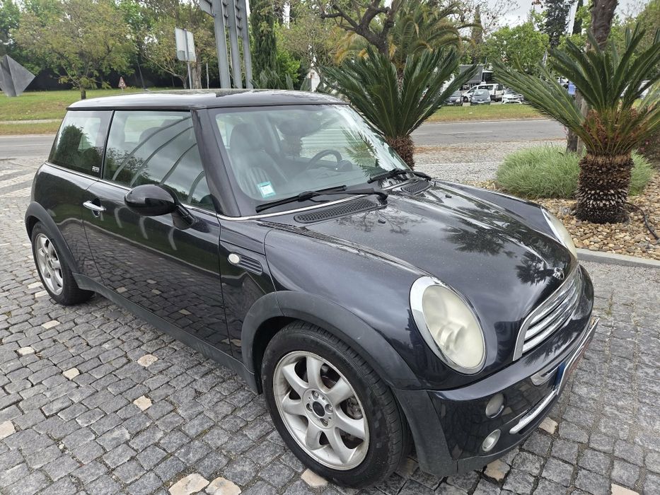 Mini Cooper Gasolina/ GPL versão Parklane  Lindo