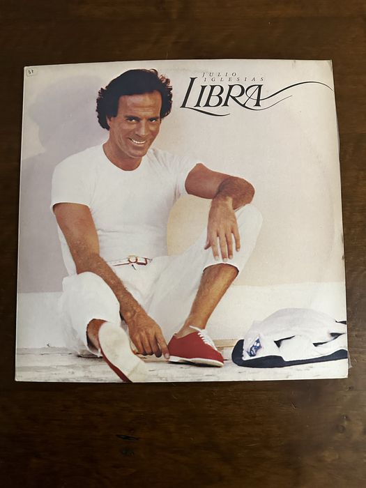 Julio Iglesias - Libra