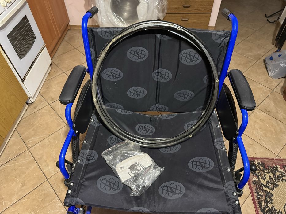 Коляска для інвалідів