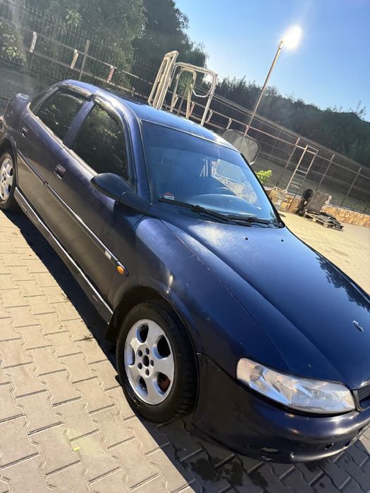 Opel vectra B 1,6