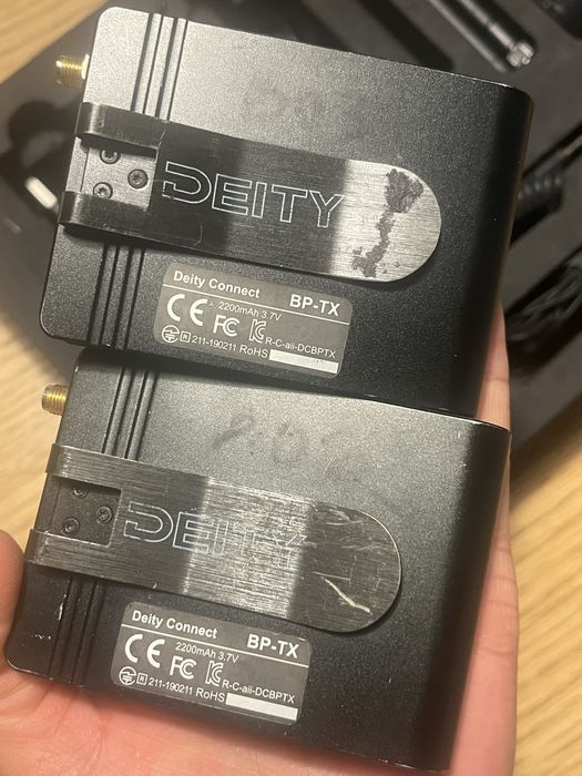 Deity wireless 2.4 sound som sem fios lapelas