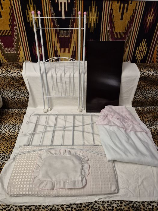 Кроватка для кукли.