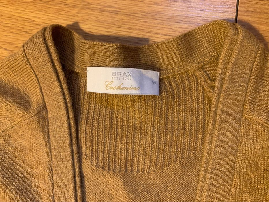 Жіночий шерстяний кардиган зі складом кашеміру